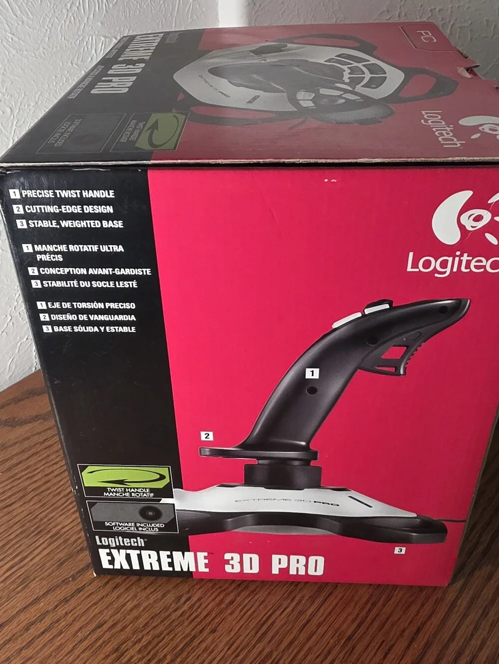 Logitech Extreme 3D Pro USB Joystick - Flight Stick - Black/Silver - PC